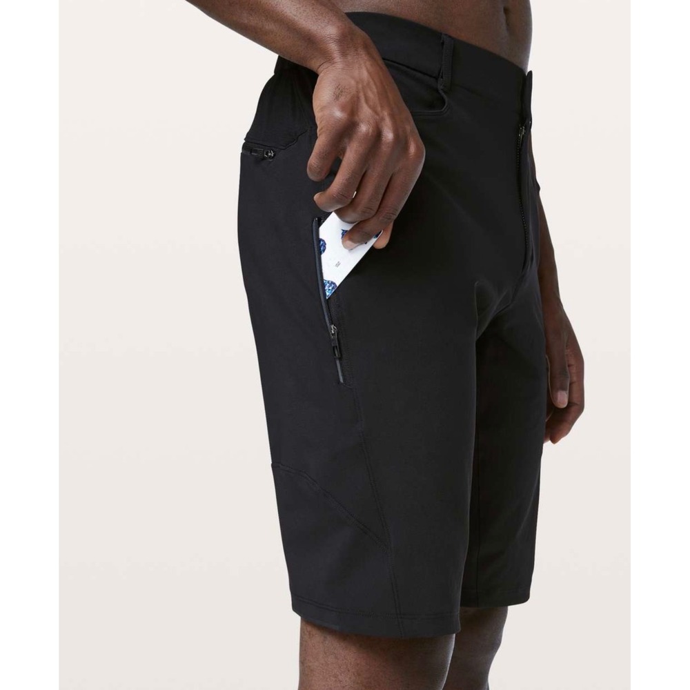 Lululemon City To Summit Commuter Shorts Mens 32 Black Water Repellent LM7AD5S